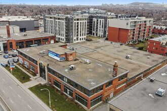 4360 Ch de la Côte-de-Liesse, Mt Royal, QC - Vue aérienne  vue de carte
