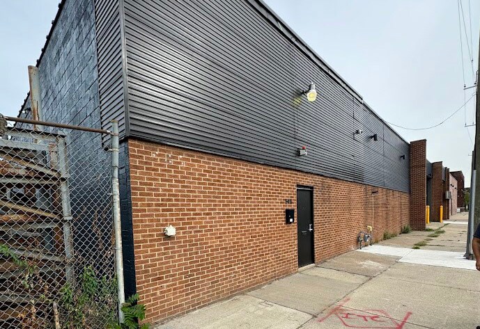 545 E Milwaukee St, Detroit, MI à vendre - Photo principale – Image 1 sur 10