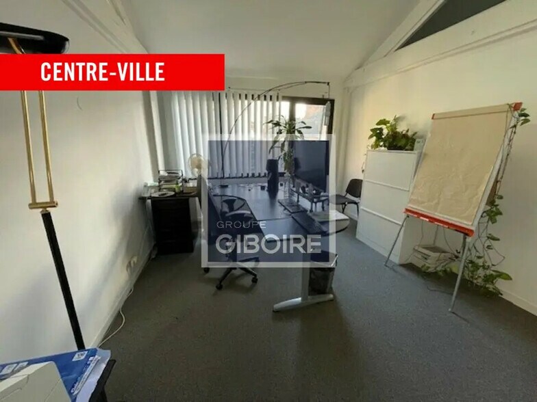 Bureau dans Rennes à louer - Photo de l’immeuble – Image 3 sur 5
