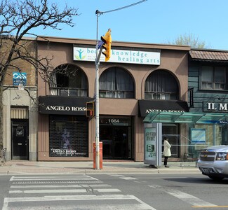 Plus de détails pour 1064 Eglinton Ave W, Toronto, ON - Local commercial à louer