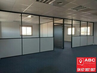 Plus de détails pour Bureau à louer