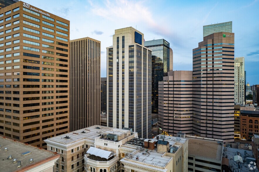 700 17th St, Denver, CO à louer - Photo de l’immeuble – Image 2 sur 24