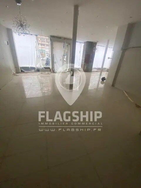 Local commercial dans Paris à louer Photo intérieure– Image 1 sur 8