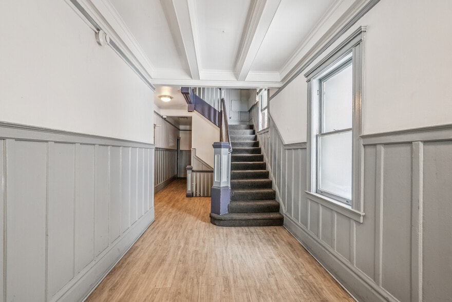 669 Ellis St, San Francisco, CA à vendre - Photo de l’immeuble – Image 3 sur 36