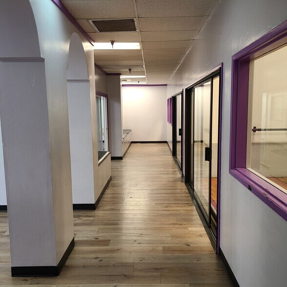 4520 Stine Rd, Bakersfield, CA à louer - Photo intérieure – Image 2 sur 10