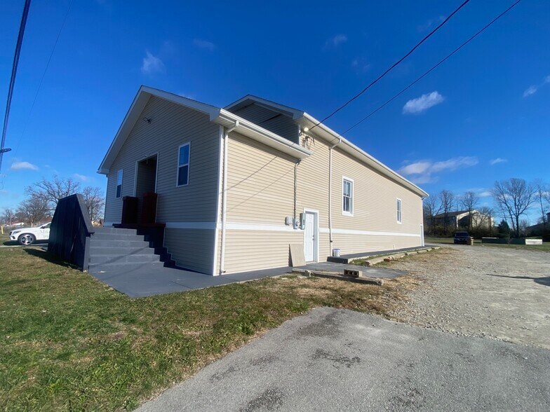 2438 National Rd, Fairborn, OH à vendre - Photo de l’immeuble – Image 2 sur 22