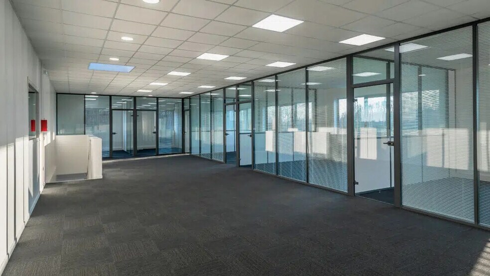 Local d'activités dans Le Havre à vendre - Photo de l’immeuble – Image 3 sur 9