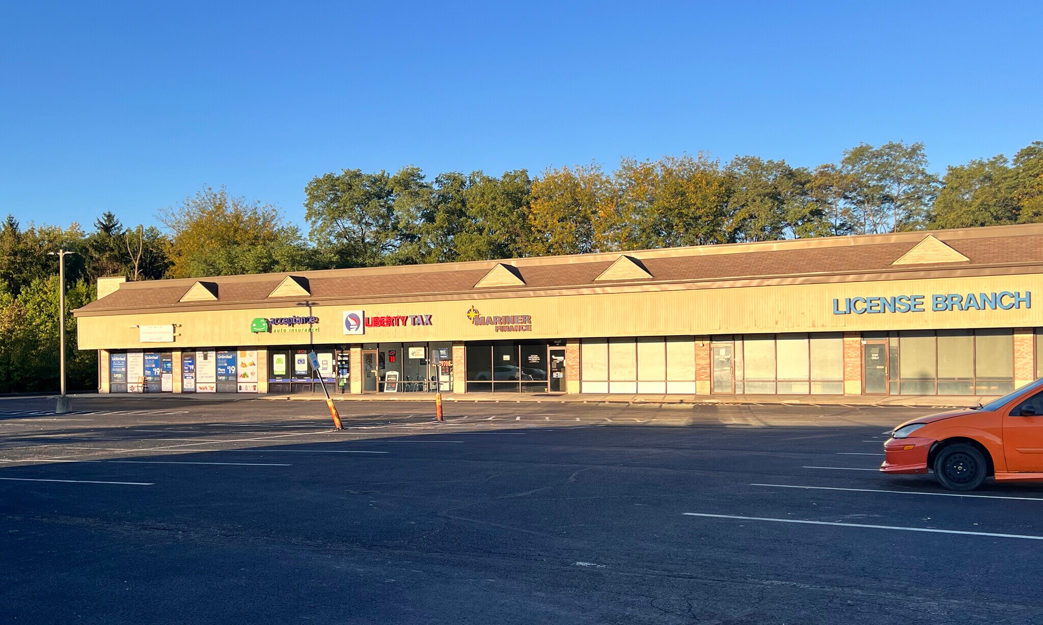 8320-8404 Michigan Rd, Indianapolis, IN à louer Photo principale– Image 1 sur 5