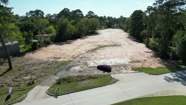 12929-35 Spring Cypress Rd, Tomball, TX à vendre - Vidéo sur l’annonce professionnelle – Image 2 sur 9