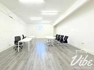 Plus de détails pour Grosvenor Way, Londres - Industriel/Logistique à louer