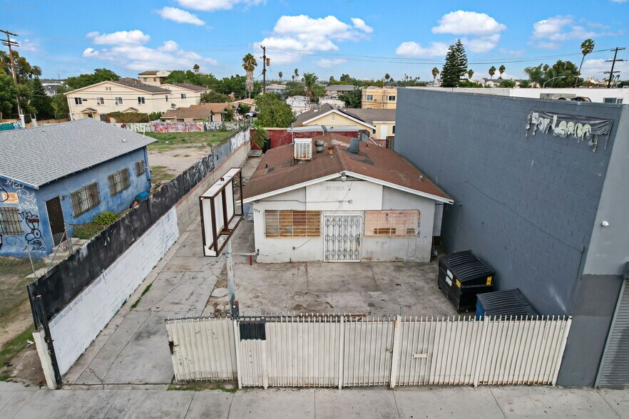 6216 Crenshaw Blvd, Los Angeles, CA à vendre - Photo de l’immeuble – Image 2 sur 24