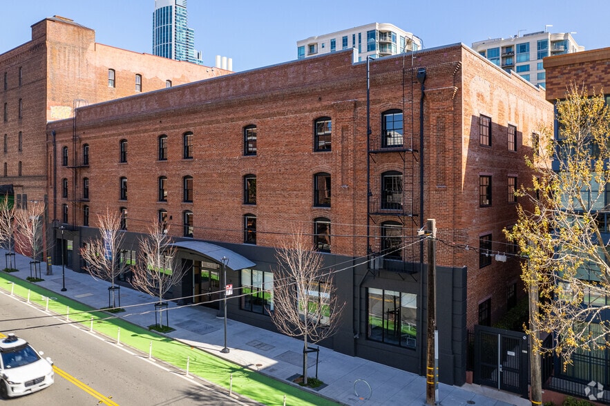 625 2nd St, San Francisco, CA à louer - Photo de l’immeuble – Image 2 sur 18