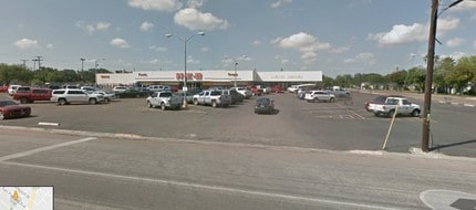 601-619 E San Patricio Ave, Mathis, TX à louer Autre– Image 2 sur 2