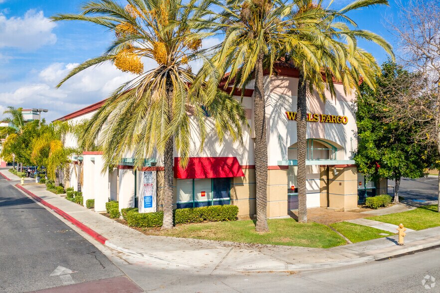 251 E Willow St, Long Beach, CA à vendre - Photo principale – Image 1 sur 11