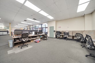 1375 University Ave, Berkeley, CA à louer Photo intérieure– Image 1 sur 8