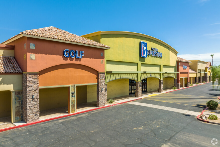 2041-2091 N Arizona Ave, Chandler, AZ à louer - Photo de l’immeuble – Image 3 sur 6