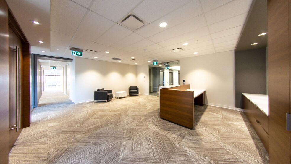 605 5th Ave SW, Calgary, AB à louer - Photo intérieure – Image 3 sur 25