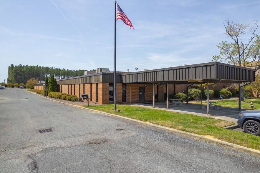 1609 Airport Rd, Monroe, NC à vendre - Photo de l’immeuble – Image 2 sur 38