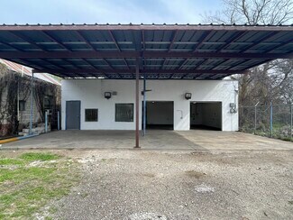 Plus de détails pour 2210 S Flores St, San Antonio, TX - Industriel/Logistique à vendre
