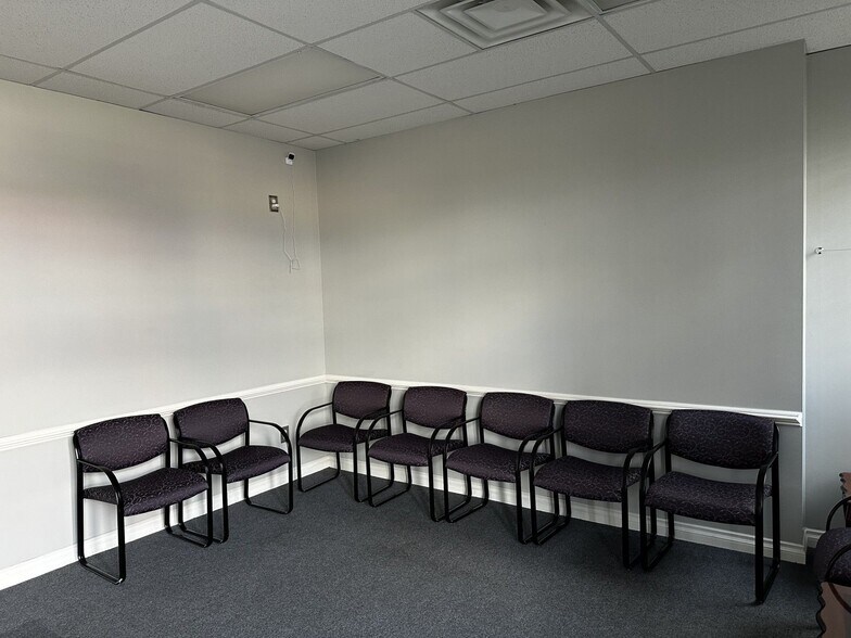 15502 S Telegraph Rd, Monroe, MI à louer - Photo de l’immeuble – Image 3 sur 12