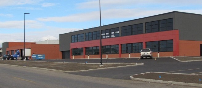 1402 Quebec Ave, Saskatoon, SK à louer - Photo principale – Image 1 sur 1