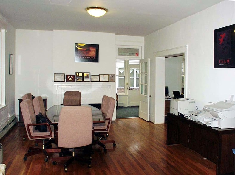 4619 S Broad St, Philadelphia, PA à louer - Photo intérieure – Image 2 sur 5