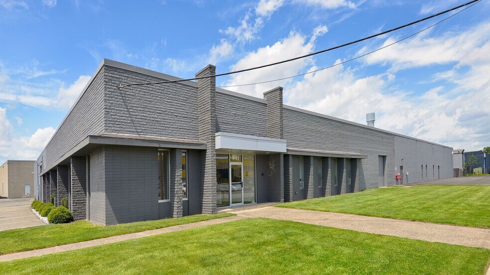 9-11 Caesar Pl, Moonachie, NJ à louer - Photo de l’immeuble – Image 1 sur 11