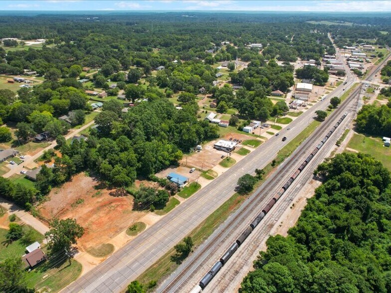 510 W First St, Hughes Springs, TX à vendre - Aérien – Image 3 sur 8