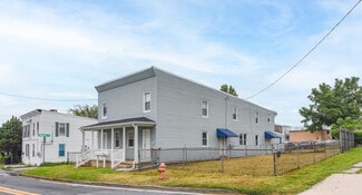 Plus de détails pour 15 Sollers Point Rd, Dundalk, MD - Logement à vendre