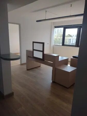 Bureau dans Perpignan à vendre - Photo de l’immeuble – Image 3 sur 4