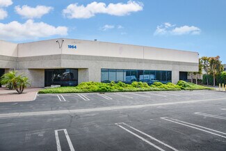 Plus de détails pour 1940-1964 W Corporate Way, Anaheim, CA - Industriel/Logistique à vendre
