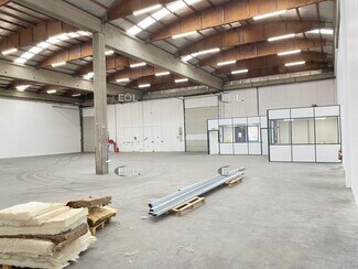 Plus de détails pour Industriel/Logistique à louer