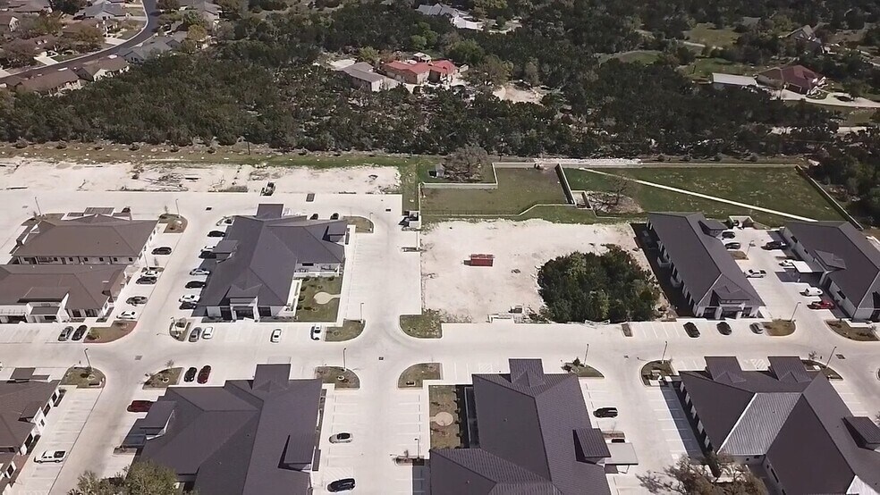 4865 Williams Dr, Georgetown, TX à vendre - Photo de l’immeuble – Image 3 sur 15
