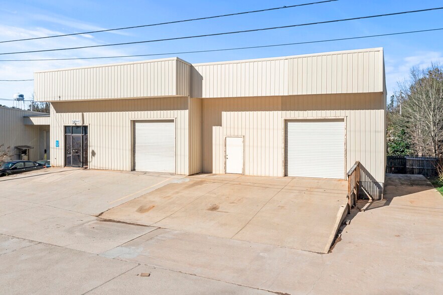 7189 Washington St SW, Covington, GA à louer - Photo de l’immeuble – Image 1 sur 10