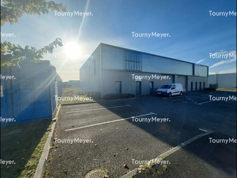 1 Rue Des Douelles, Bouaye à louer - Photo de l’immeuble – Image 1 sur 8
