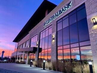 Plus de détails pour 400 Gold Circle Dr, Dakota Dunes, SD - Local commercial à louer