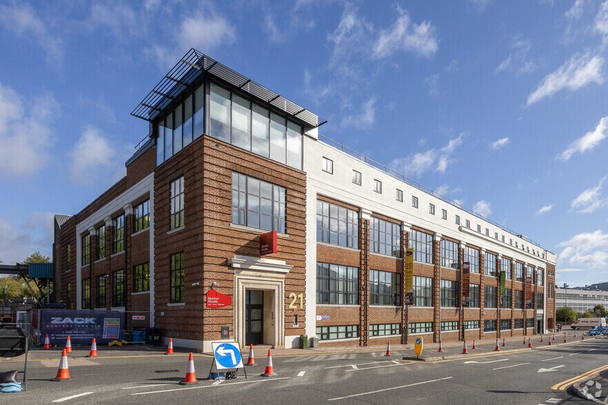 Kimpton Rd, Luton à louer - Photo de l’immeuble – Image 3 sur 4