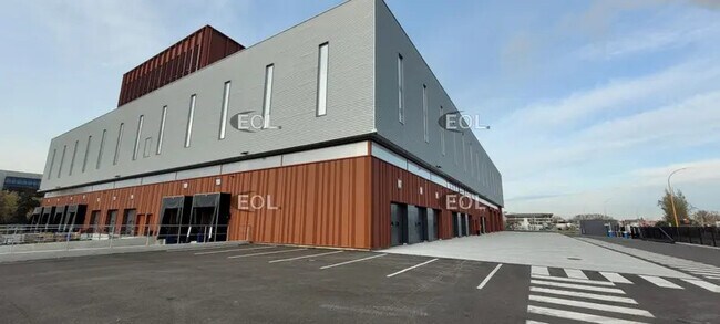 Plus de détails pour Industriel/Logistique à louer