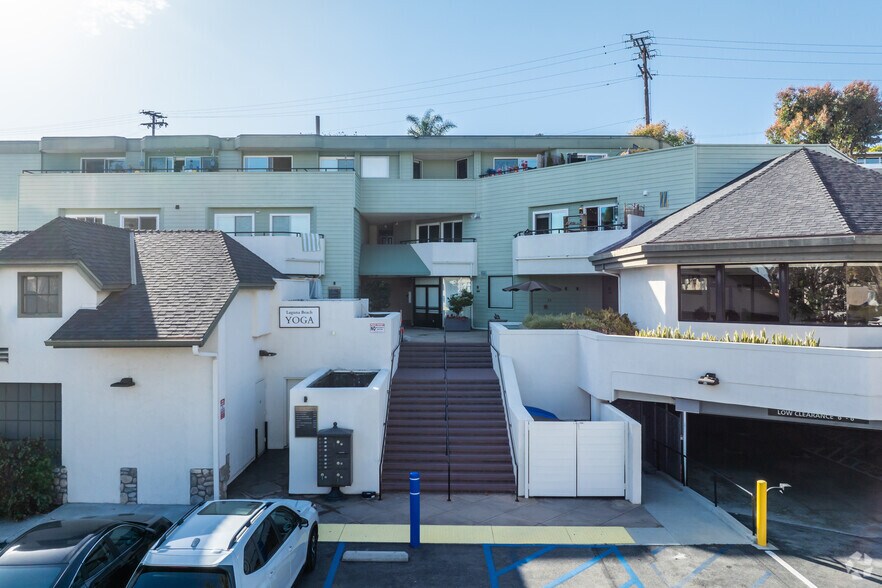 310 Broadway St, Laguna Beach, CA à louer - Photo de l’immeuble – Image 2 sur 22