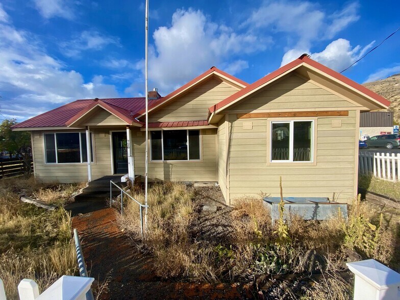 728 N 4th St, Lakeview, OR à vendre - Photo de l’immeuble – Image 1 sur 11