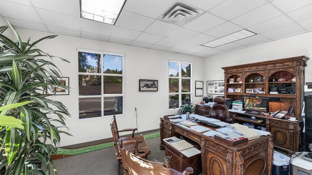 2400 S Cimarron Rd, Las Vegas, NV à louer Photo intérieure– Image 1 sur 17
