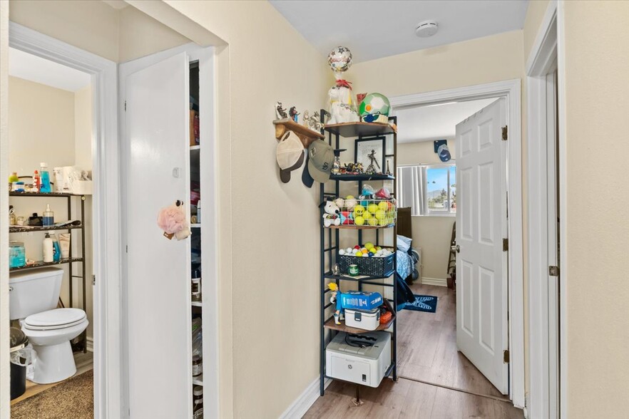 355 Lansing Cir, Escondido, CA à vendre - Photo de l’immeuble – Image 3 sur 10
