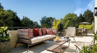 Plus de détails pour Local commercial à louer