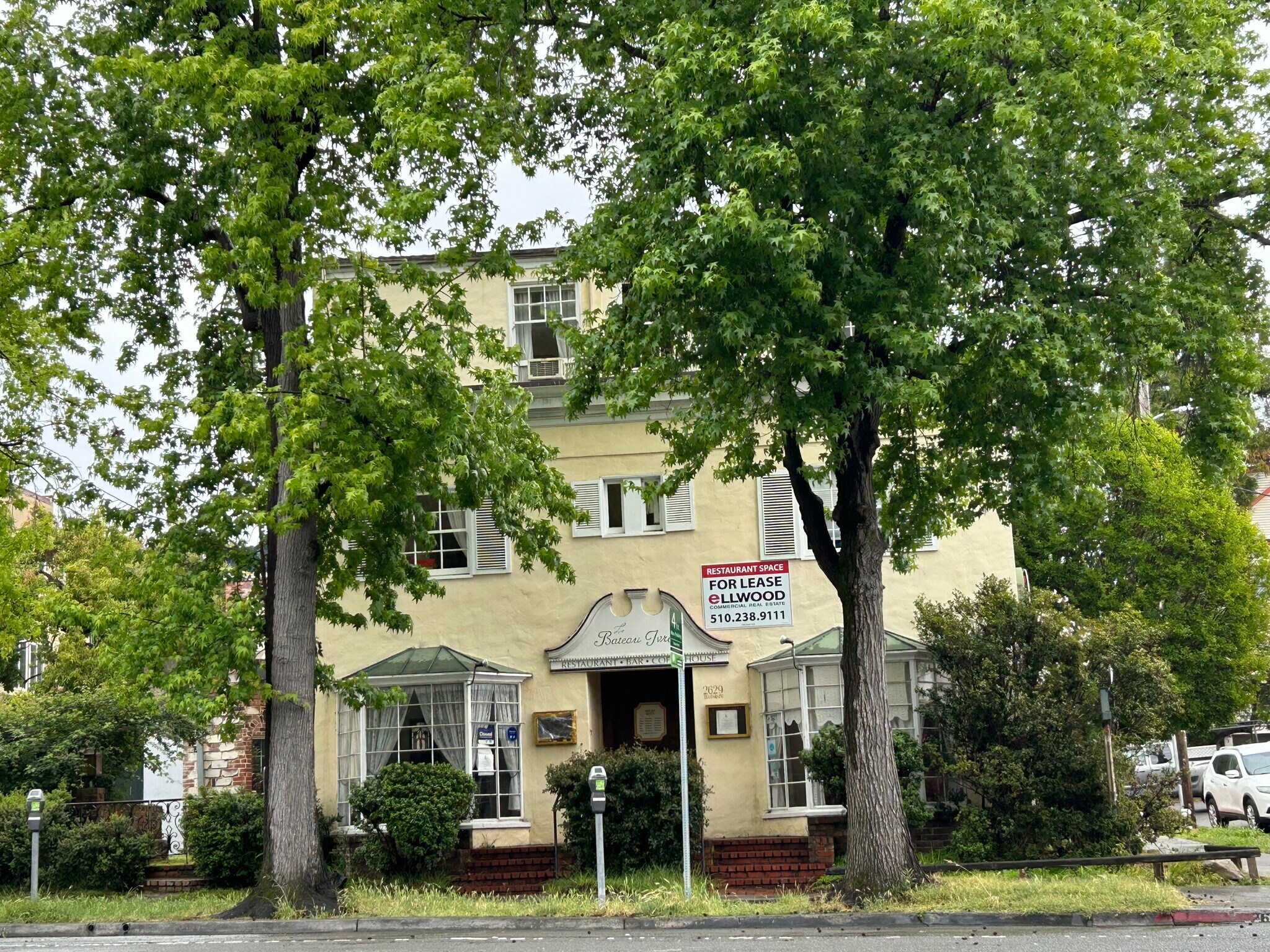 2629 Telegraph Ave, Berkeley, CA à louer Photo principale– Image 1 sur 2