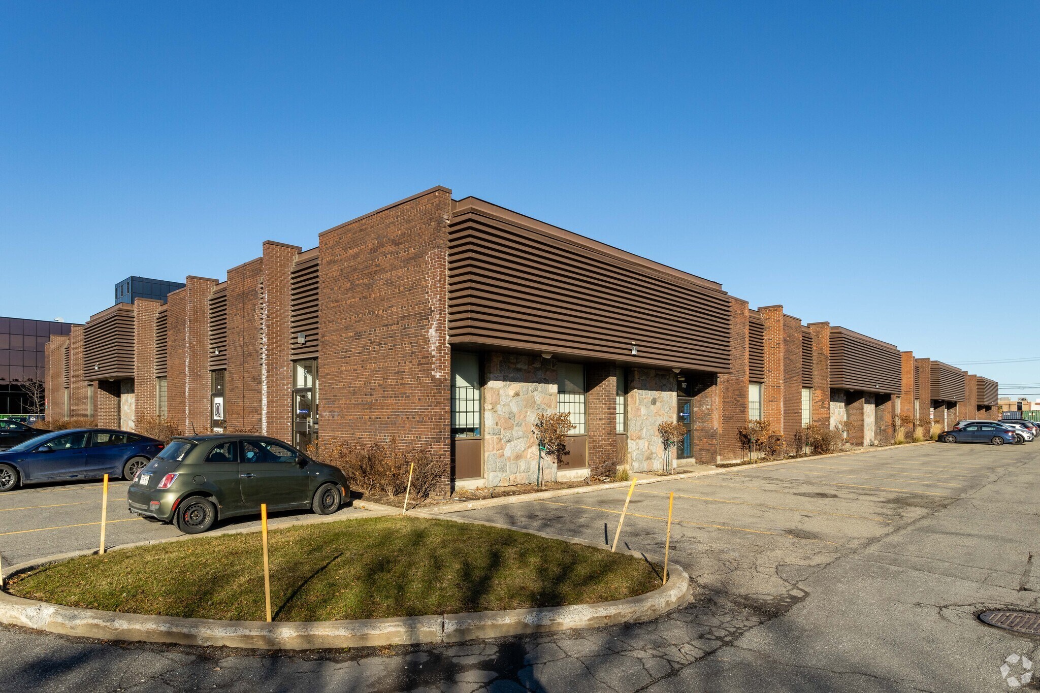 161-181 Rue Barr, Montréal, QC à louer Photo principale– Image 1 sur 6