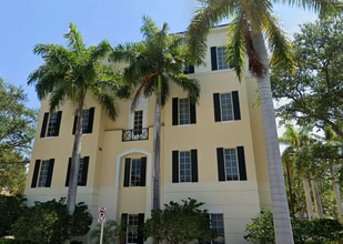 55 NE 5th Ave, Delray Beach, FL à louer Photo de l’immeuble– Image 1 sur 4