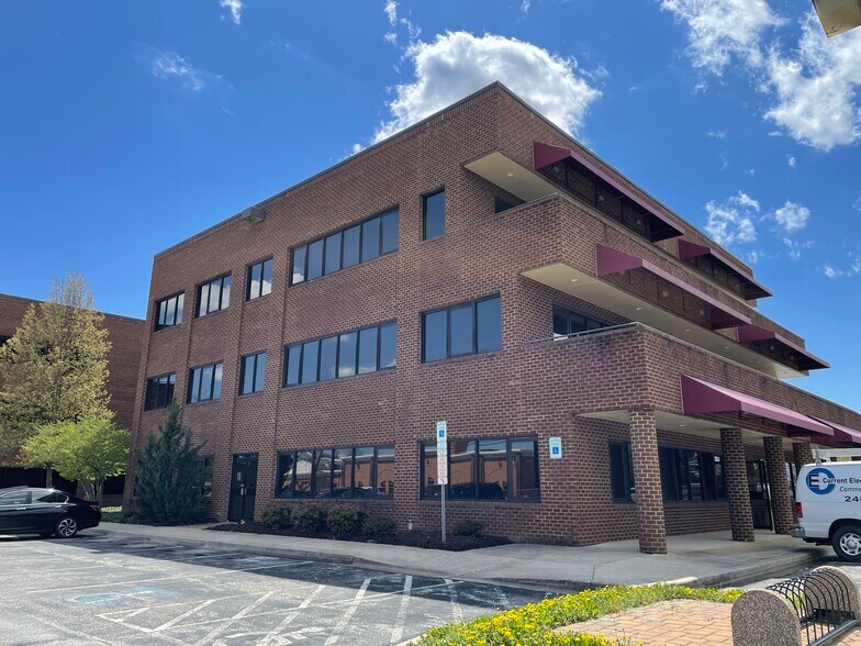 3261 Old Washington Rd, Waldorf, MD à vendre - Photo de l’immeuble – Image 3 sur 5