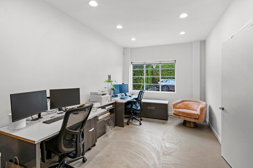 11240 Playa Ct, Culver City, CA à louer - Photo intérieure – Image 3 sur 15