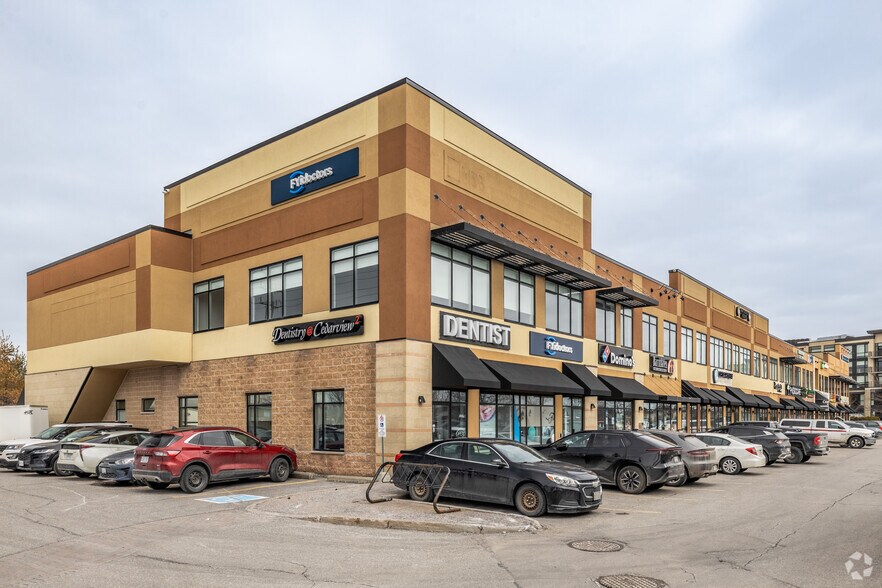 4100-4120 Strandherd Dr, Ottawa, ON à louer - Photo de l’immeuble – Image 2 sur 14