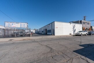 Plus de détails pour 701-719 Arroyo Ave, San Fernando, CA - Industriel/Logistique à louer